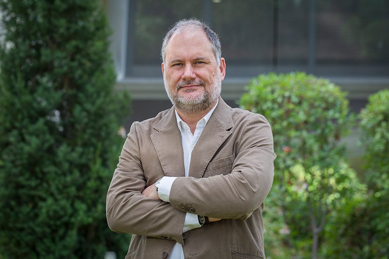 Alberto Martínez de Guzmán Alberto Martínez de Guzmán